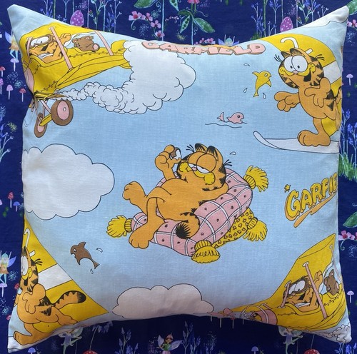 Garfield the cat cushion - the,